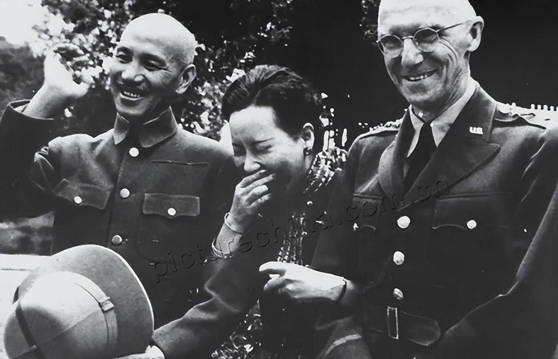 1965年國共第三次和談在即，蔣介石提出六個(gè)要求，毛主席：同意(圖16)