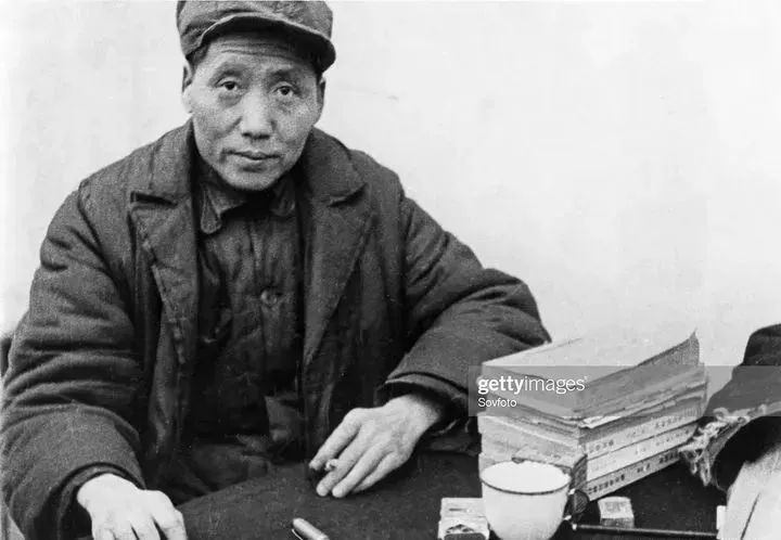 毛主席極其罕見、珍貴的絕版照片(圖2)
