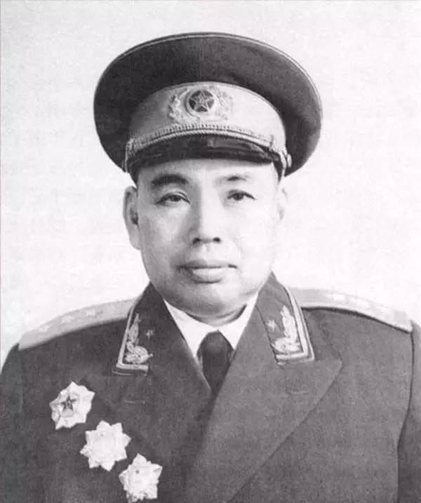 許世友與酒的不解之緣(圖1) 許世友與酒的不解之緣(圖1)