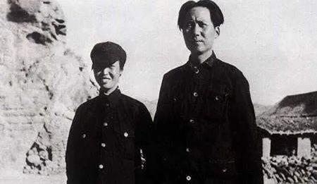 1976年，李敏最后一次見到父親，主席用手比圓，李敏瞬間領(lǐng)悟回答(圖3)