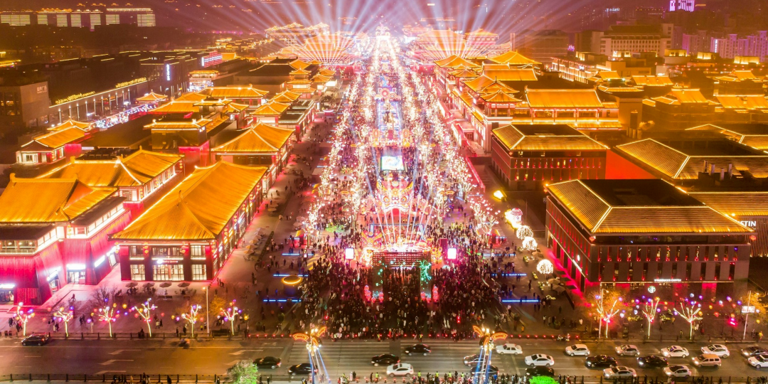 東北不夜城特色風(fēng)情引爆梅河新區(qū)1.png 東北不夜城特色風(fēng)情引爆梅河新區(qū)(圖1)