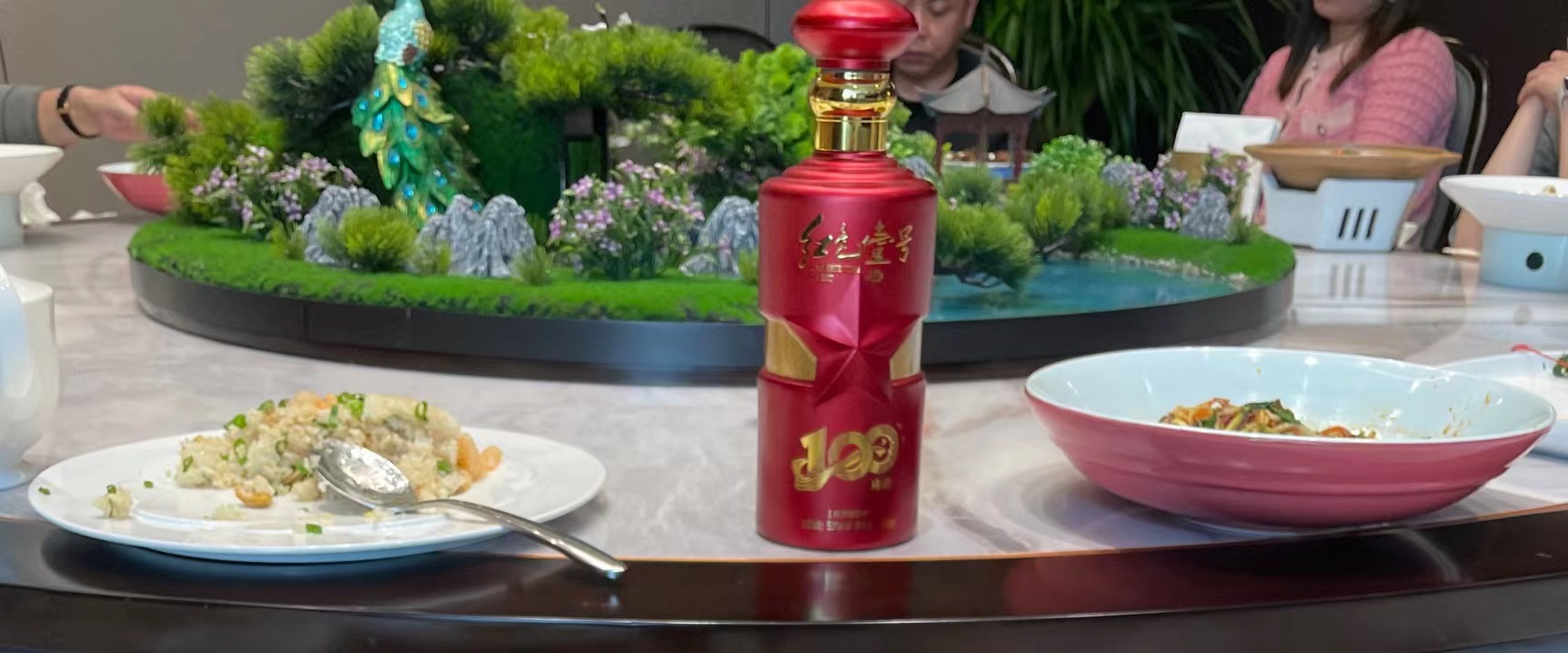 04268e1008fa0556c77e5302b576d91.jpg 在長(zhǎng)白山下品味紅色壹號(hào)酒之美(圖6)
