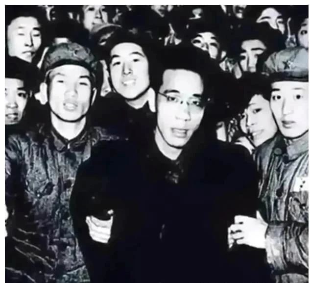 71年前造成志愿軍大量傷亡的假藥商人王康年(圖9)