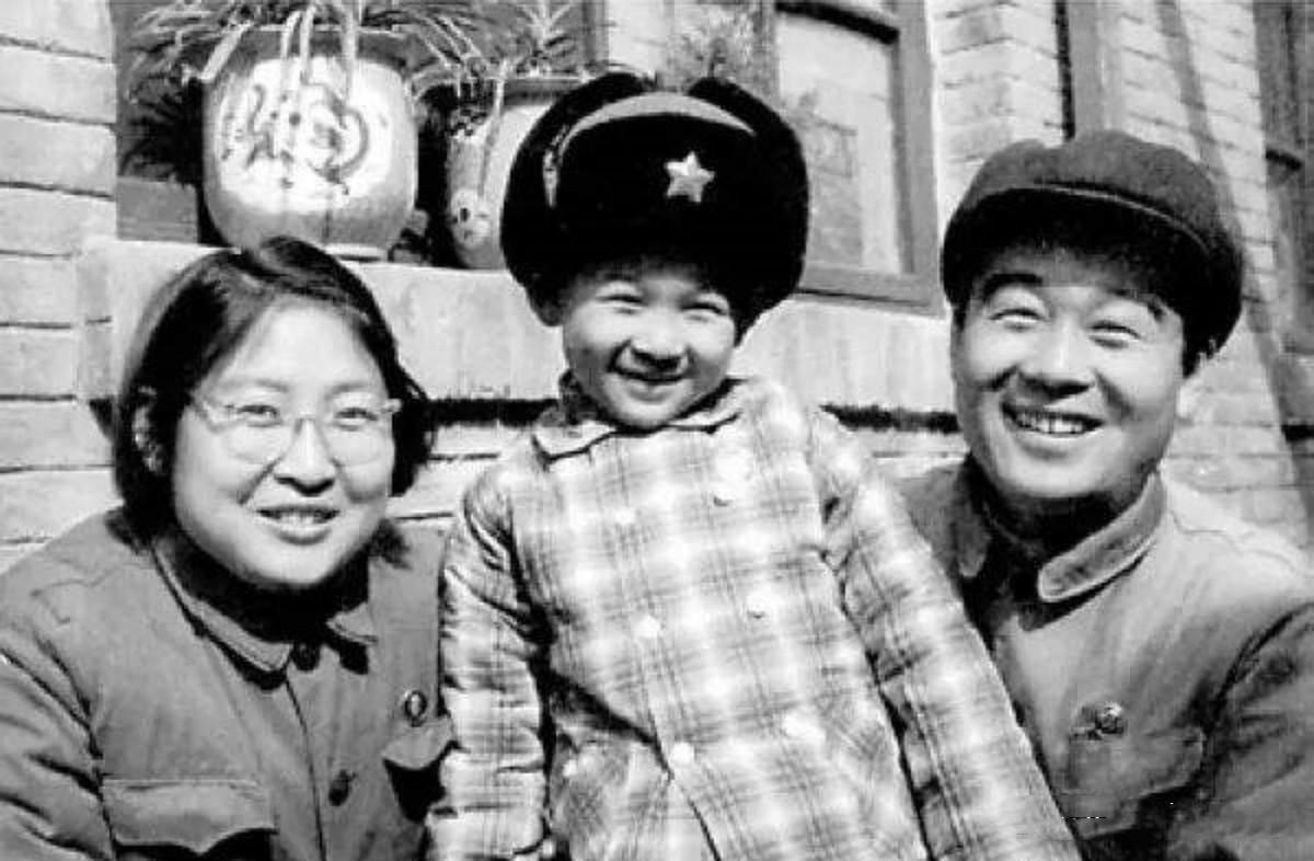 毛主席外孫首次亮相，面對采訪真情袒露：這層身份有時是一種負(fù)擔(dān)(圖7)
