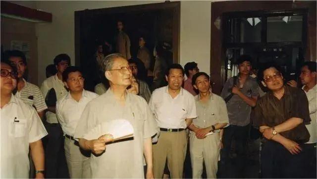 他是唯一在世的中共第一代領導人，官至正國級，曾是周總理秘書，現(xiàn)106歲(圖3)
