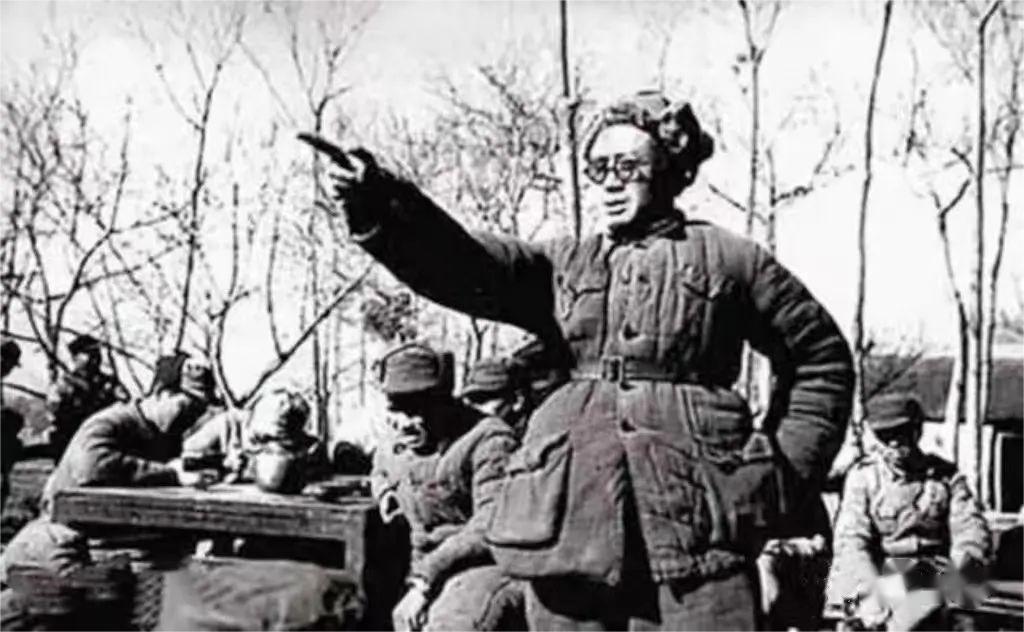 四大元帥當(dāng)了大都市市長，另外六大元帥去哪了？(圖11)