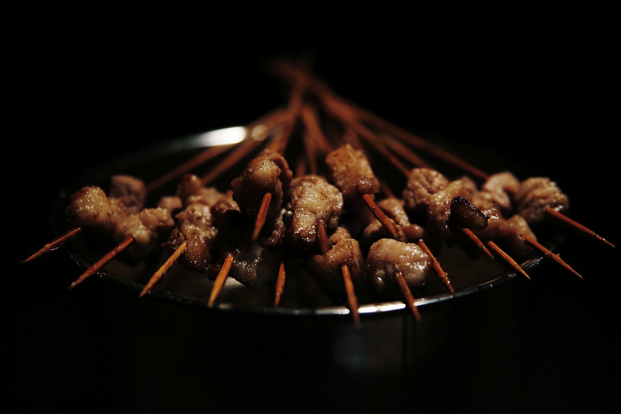 新疆喝酒習(xí)俗：喝多喝少不重要，氣勢(shì)最重要(圖4)