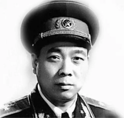 79年衛(wèi)戍區(qū)司令對(duì)許世友說：若不是你抗命相幫，我會(huì)留下終身遺憾(圖3)