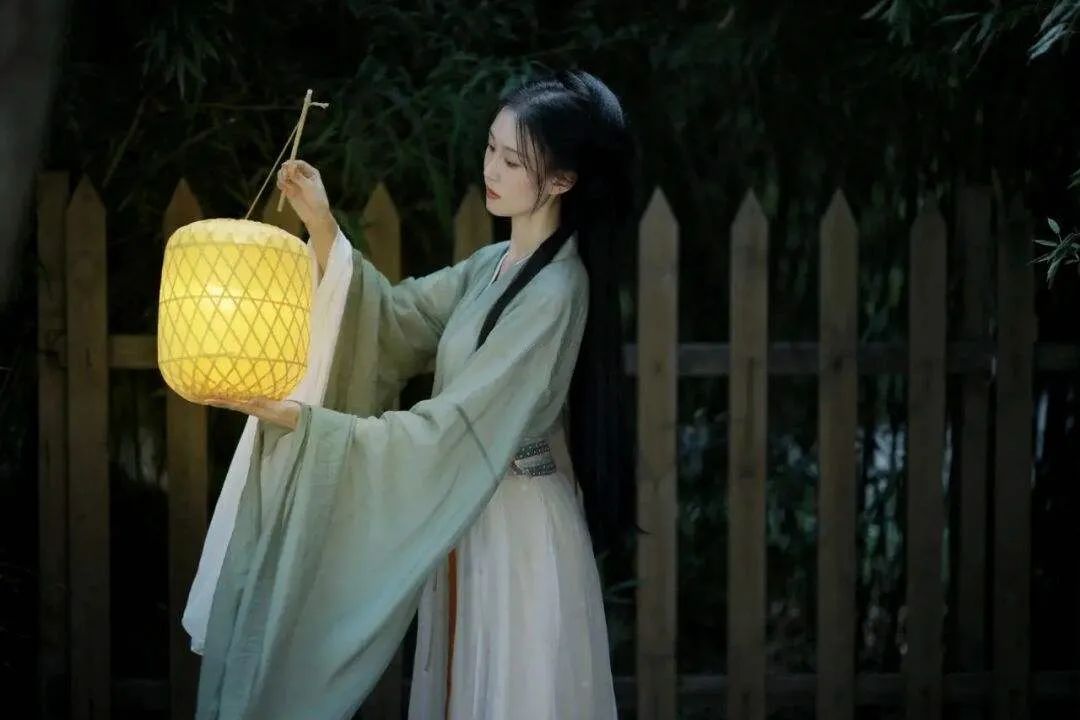 農(nóng)歷七月“開地門”：天黑三不做，家中無災(zāi)禍(圖1)
