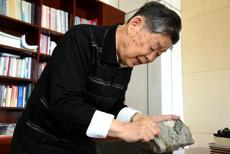 今天，讓我們共同緬懷：寫在鐵人王進(jìn)喜誕辰100周年紀(jì)念日(圖14)