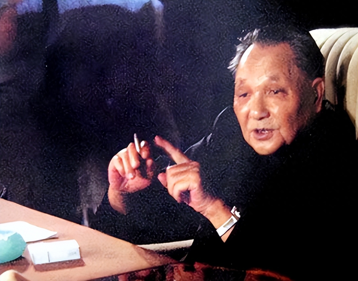 香港回歸前，英國掙了多少錢？外交部副部長：英國每年拿走1000億(圖14)
