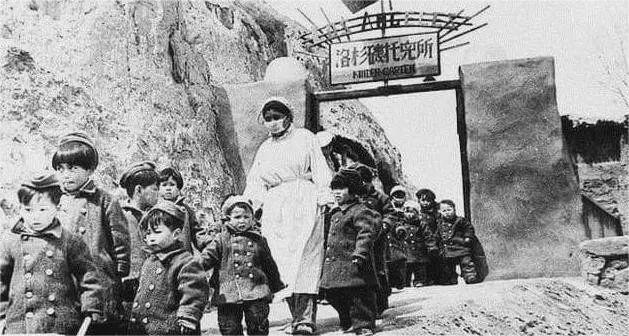 劉伯承元帥逝世37周年（1986年10月7日）回顧劉伯承元帥逝世，臨終曾言：我是死也不瞑目，原因讓人淚目。(圖3)