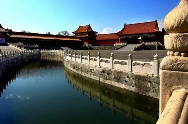 北京龍脈的龍穴位置，在故宮一座不起眼的小殿里(圖5)
