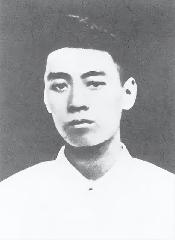 他曾四次成為毛主席上級(jí)，兒子成為副國(guó)級(jí)領(lǐng)導(dǎo)(圖3)