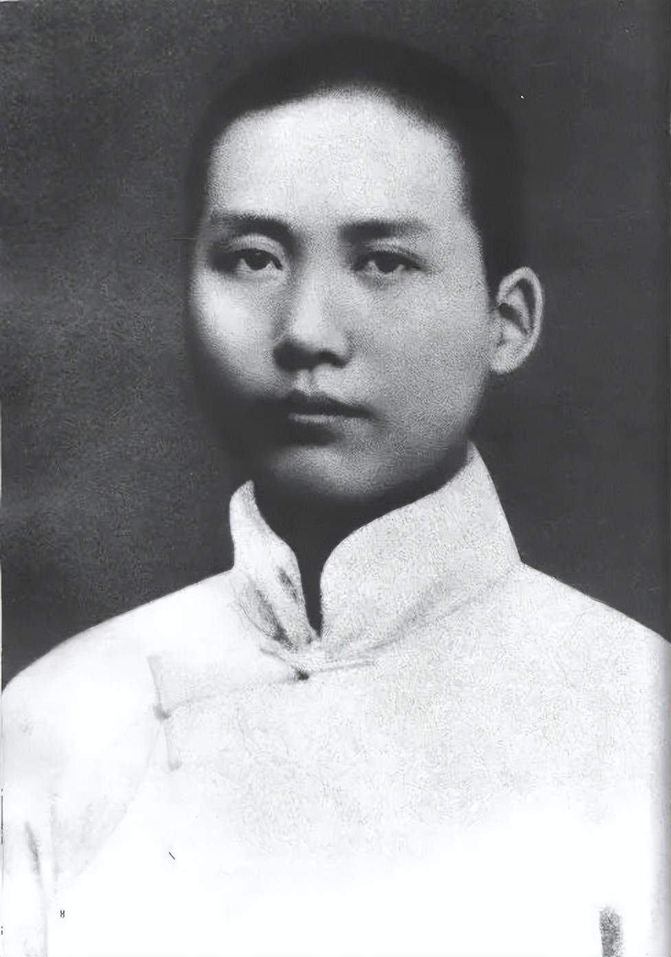 他曾四次成為毛主席上級(jí)，兒子成為副國(guó)級(jí)領(lǐng)導(dǎo)(圖4)