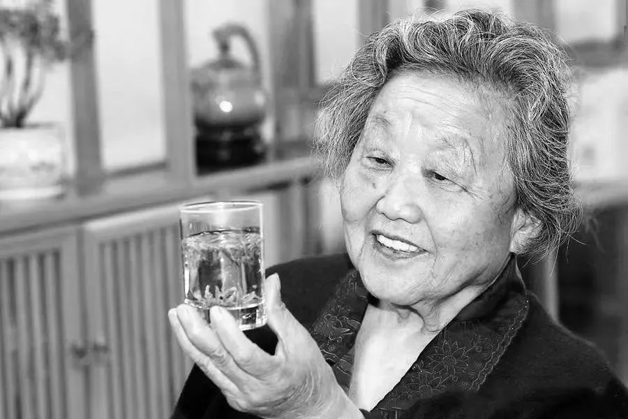 痛別！“茶奶奶”走了……(圖1)