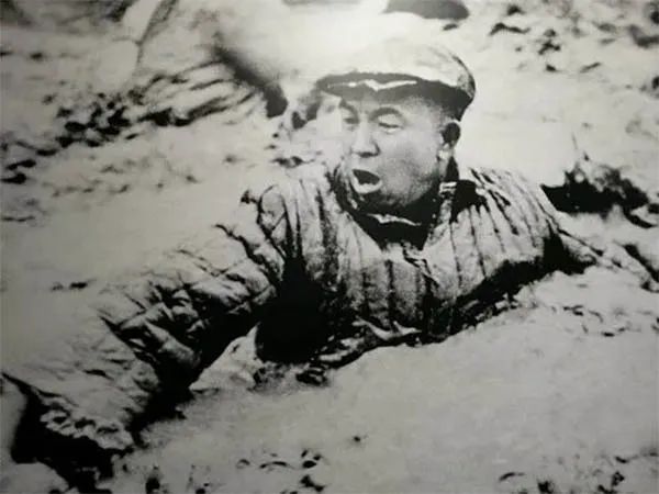 余秋里：擔(dān)任石油部長的開國中將，毛主席稱其是個(gè)帥才，開創(chuàng)中國石油工業(yè)最輝煌時(shí)期(圖9)