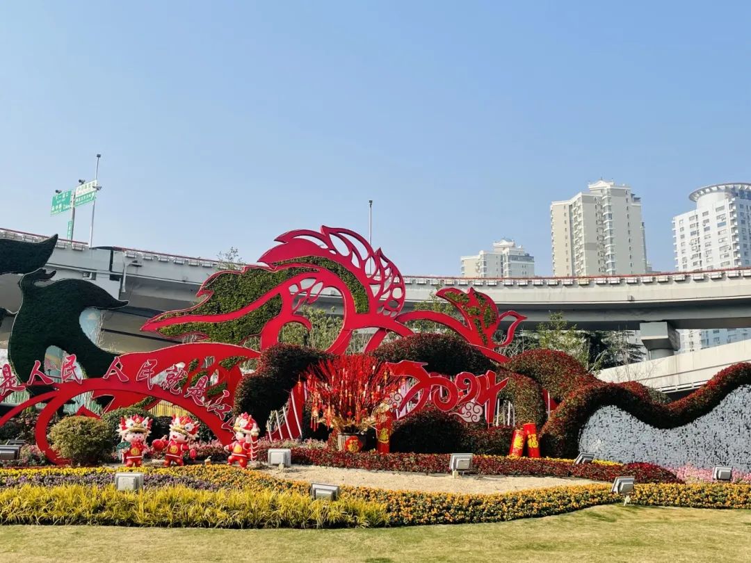 春節(jié)假期將至，上海街頭巷尾處處是花樣“年味”~來賞(圖16)