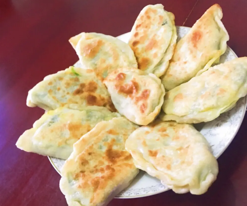今天正月十一，俗話說：“三樣不上桌，福氣不進(jìn)門”，早看早受益(圖3)