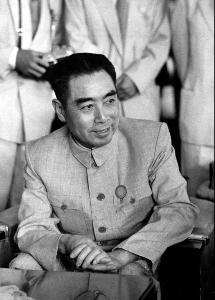 東部戰(zhàn)區(qū)發(fā)聲/南部戰(zhàn)區(qū)海軍某支隊開展實戰(zhàn)化訓練/關于國防和軍隊建設，政府工作報告這樣說！(圖6)