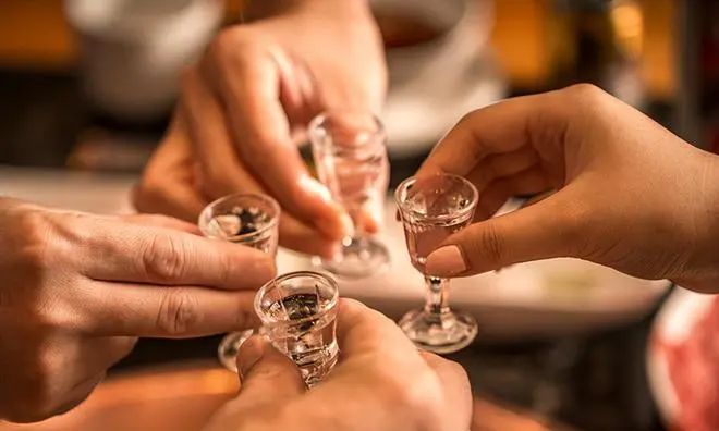 喝酒前后可以喝酒嗎？(圖1)