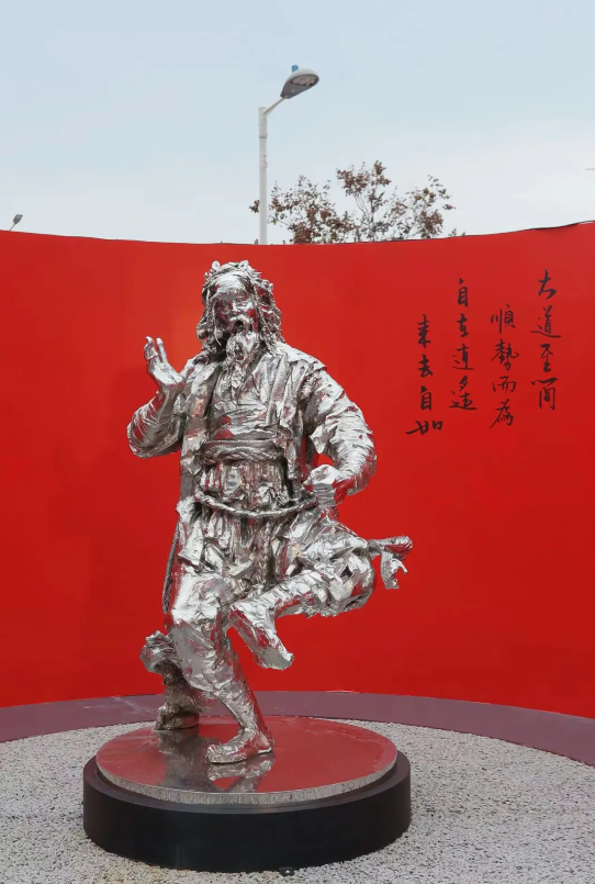 任哲｜致敬金庸， “塑”說“俠之大者”(圖3)