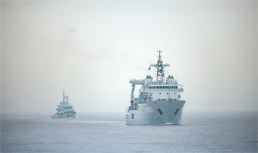 海軍某部組織實戰(zhàn)化訓練.jpg 海軍某部組織艦艇指揮員操縱訓練/空軍某部組織實戰(zhàn)化飛行訓練/第71集團軍某旅組織機動訓練(圖4)