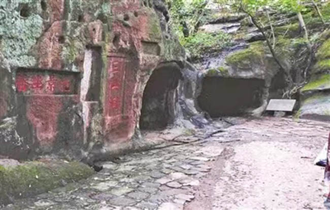 宿北戰(zhàn)役，山東野戰(zhàn)軍華中野戰(zhàn)軍第一次協(xié)同作戰(zhàn)，陳毅坐鎮(zhèn)，粟裕指揮，一舉扭轉(zhuǎn)華東戰(zhàn)局(圖4)