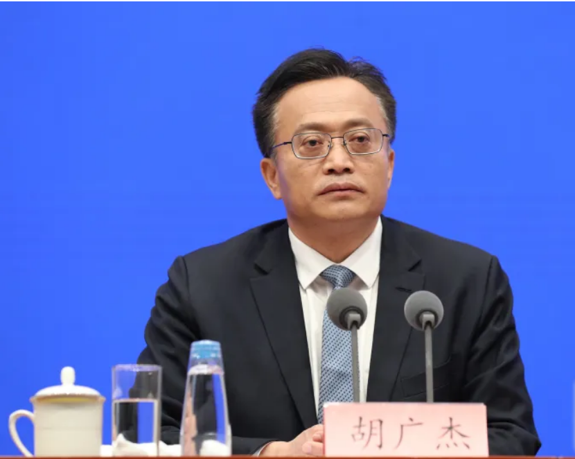 中央批準(zhǔn)：胡廣杰任江蘇省委常委，范波任山東省委常委，高政履新，曾任莆田市副市長(圖1)