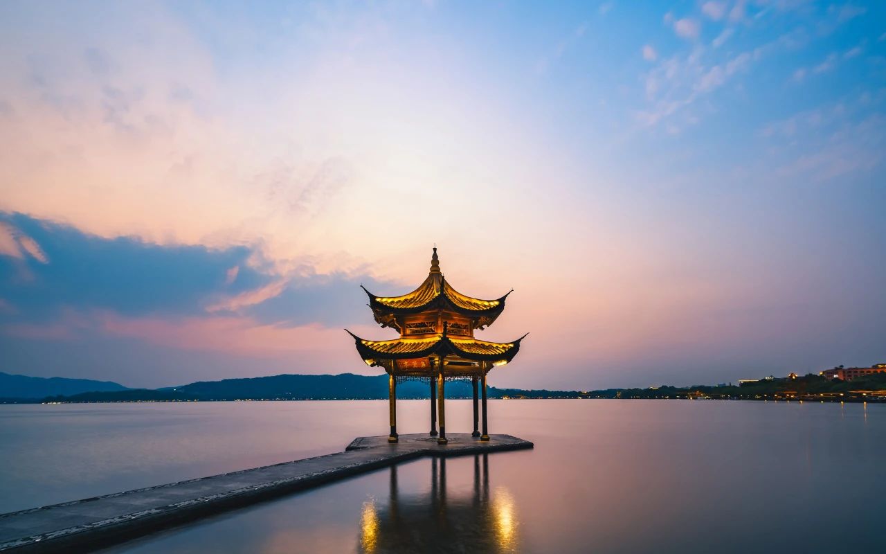 10首絕美詩詞，每一句詩都是一幅畫，詩情畫意，美到極致(圖3)