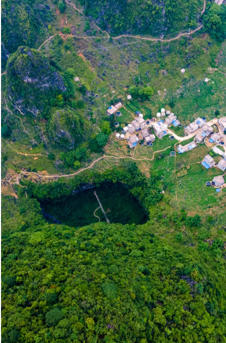遍地“藍寶石”！廣西這里成為“五一”最受歡迎的小眾旅游目的地(圖26)