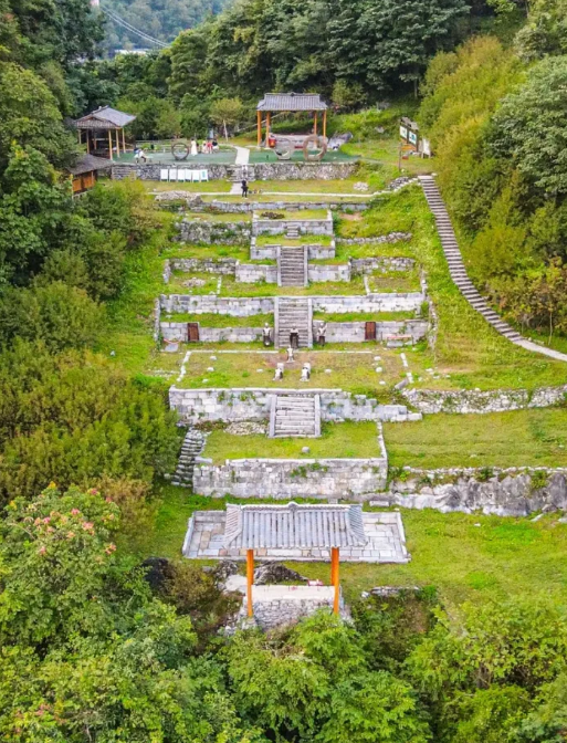 遍地“藍寶石”！廣西這里成為“五一”最受歡迎的小眾旅游目的地(圖42)
