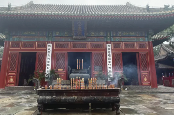 就在今天，老北京為何萬人空巷？(圖2)