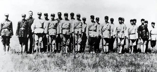 強(qiáng)渡大渡河勝利89周年（1935年5月24日，）18勇士，55年全軍授銜，級別最高的一位是什么軍銜？(圖7)