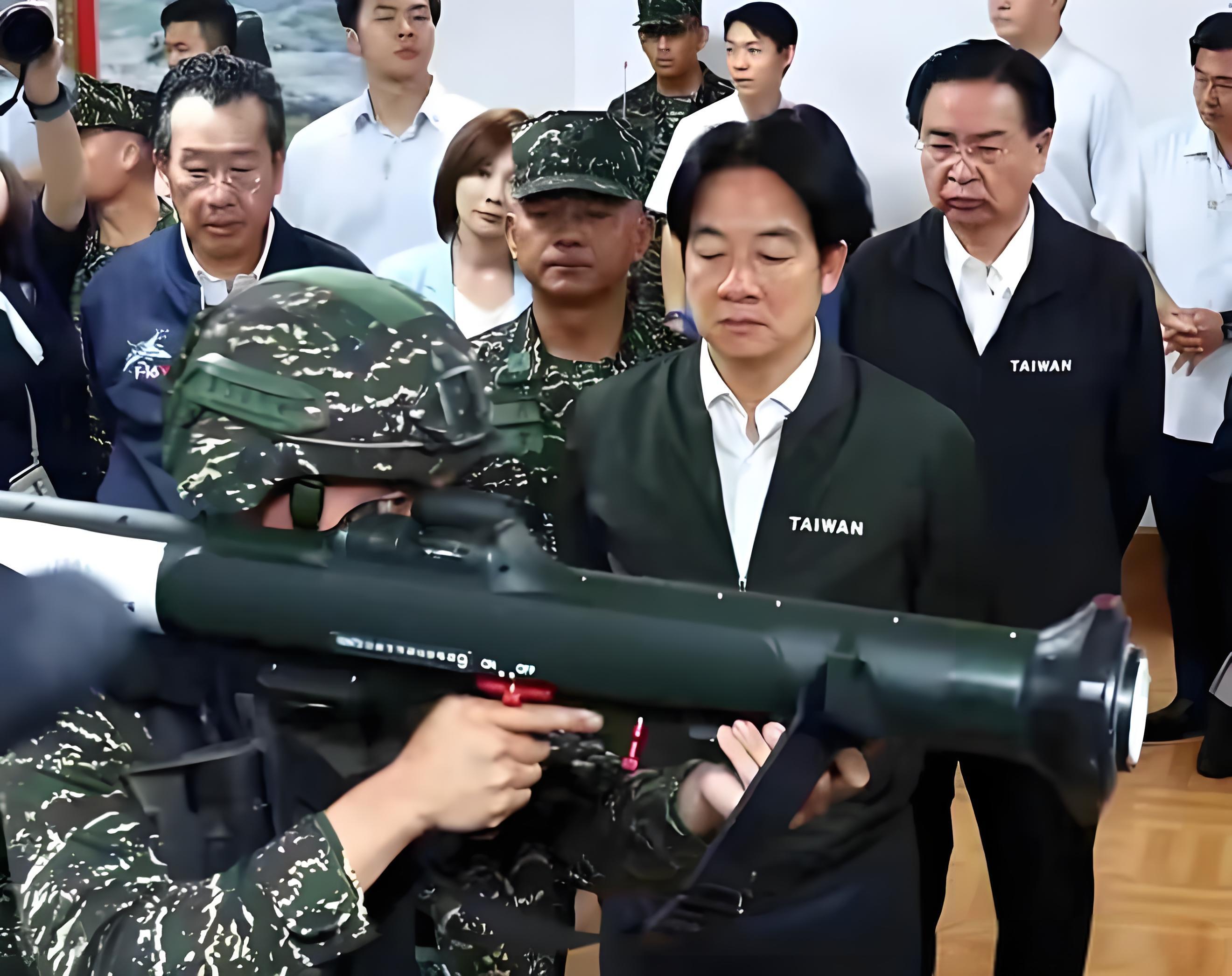 圍島軍演后，賴清德第一時(shí)間去了陸戰(zhàn)隊(duì)(圖7)