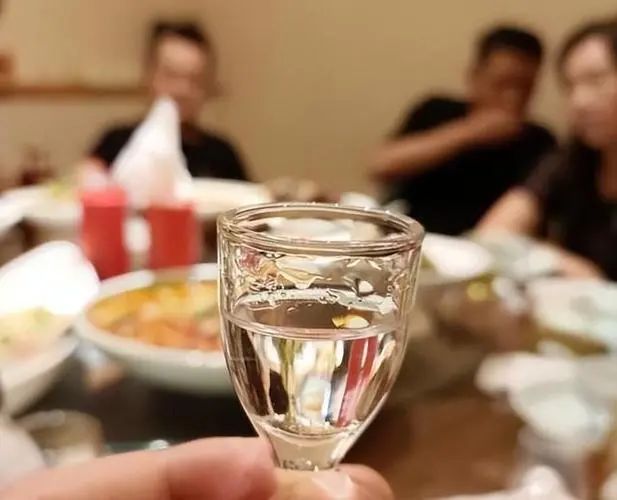 酒桌上常用的10句話術(shù)，哪句你最熟悉？(圖8)