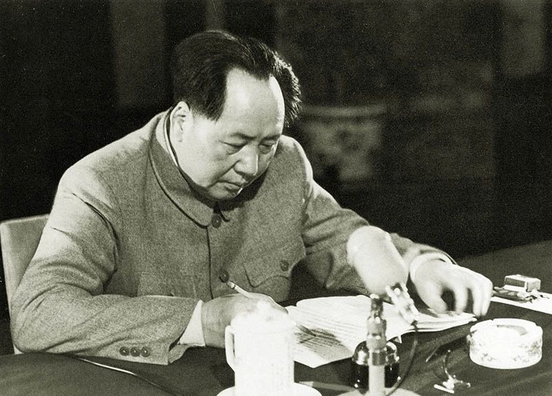 毛澤東2.jpg 毛澤東是中國社會主義現(xiàn)代化建設(shè)事業(yè)的偉大奠基者(圖3)