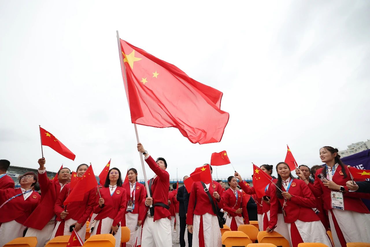 巴黎奧運會正式開幕，“中國紅”閃耀塞納河(圖3)
