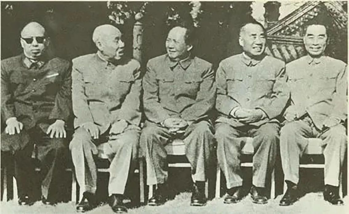 羅榮桓：唯一政工出身的元帥，山東敵后戰(zhàn)場(chǎng)獨(dú)當(dāng)一面，溘然長(zhǎng)逝毛主席悲書(shū)“國(guó)有疑難可問(wèn)誰(shuí)”(圖6)