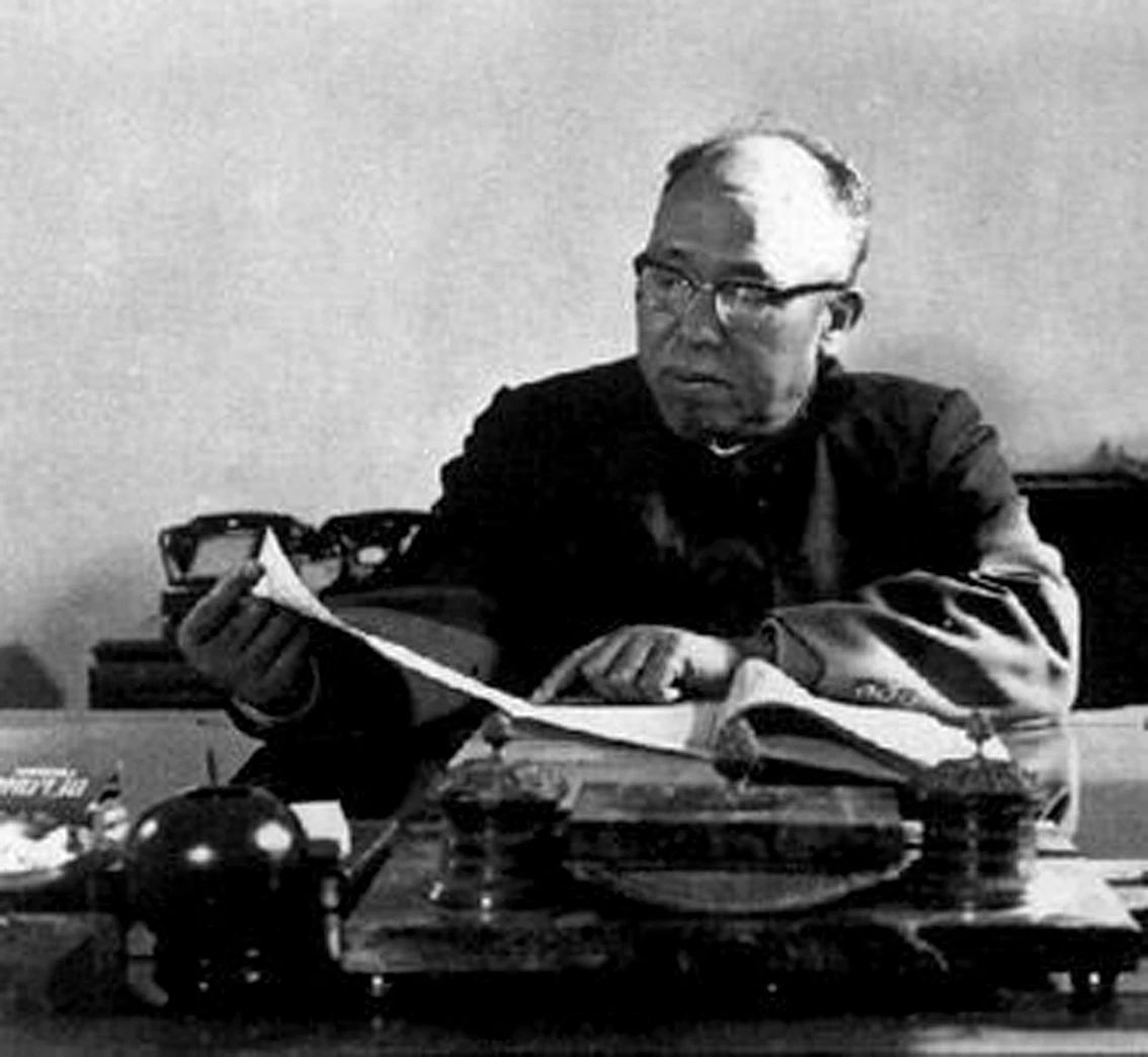 羅榮桓：唯一政工出身的元帥，山東敵后戰(zhàn)場(chǎng)獨(dú)當(dāng)一面，溘然長(zhǎng)逝毛主席悲書(shū)“國(guó)有疑難可問(wèn)誰(shuí)”(圖7)