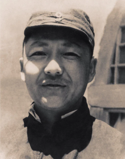 “英雄一世，坎坷一生”的習(xí)仲勛(圖3)