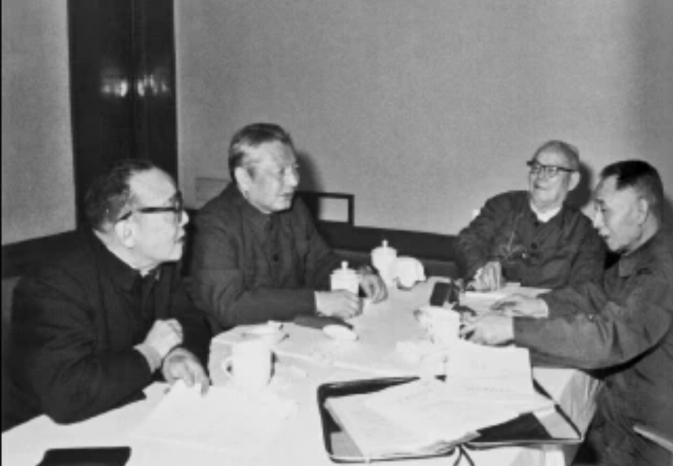 “英雄一世，坎坷一生”的習(xí)仲勛(圖6)