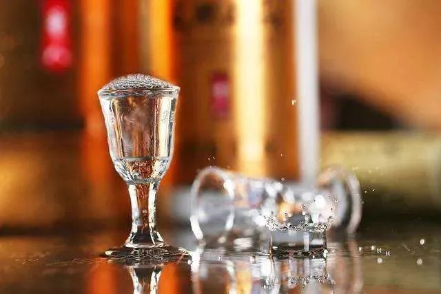 酒中三境——貪杯、嗔醉、癡悟(圖7)