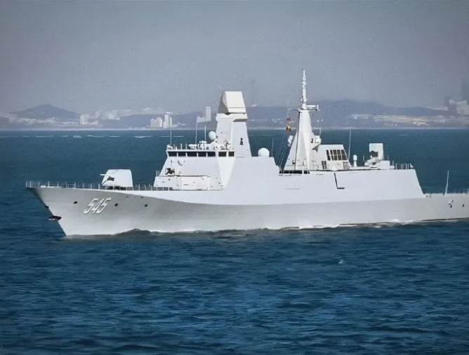 漯河艦，入列！(圖2)