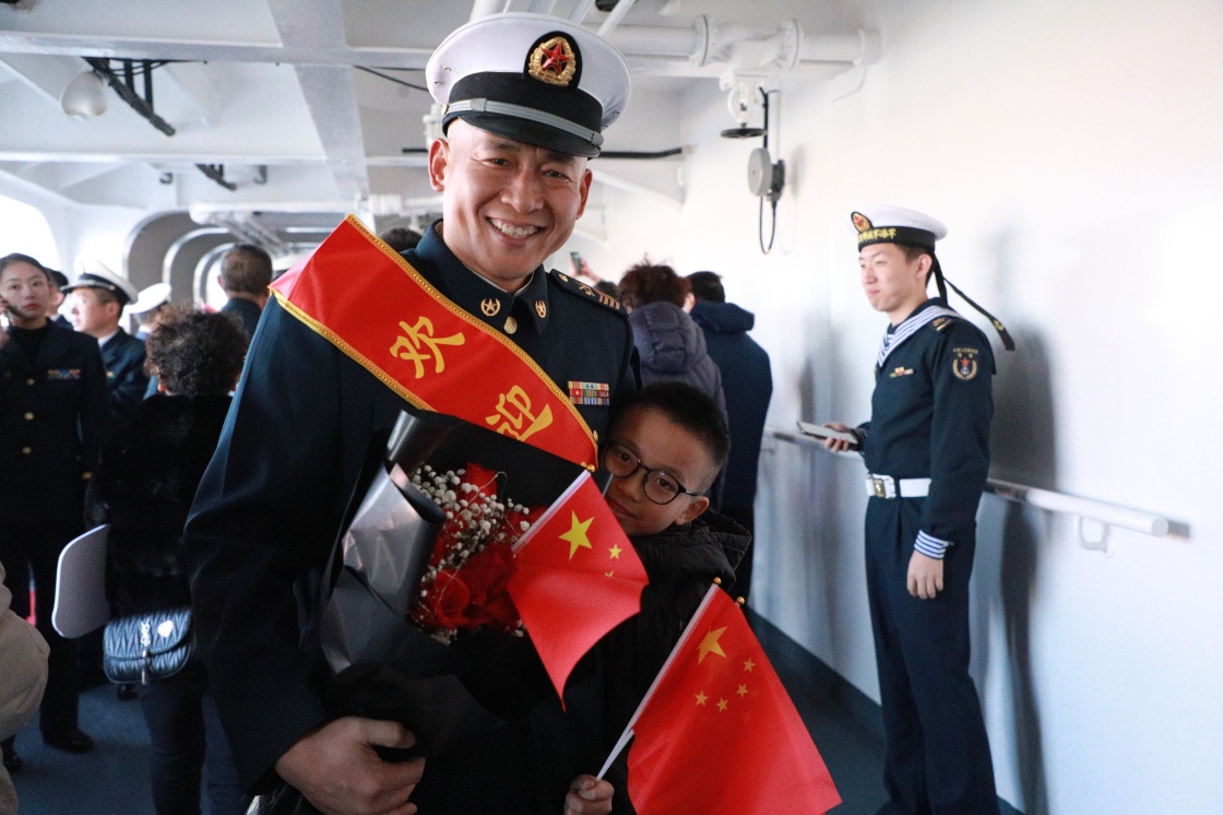 中國(guó)海軍“和平方舟”號(hào)醫(yī)院船圓滿完成“和諧使命-2024”任務(wù)歸國(guó)(圖5) 中國(guó)海軍“和平方舟”號(hào)醫(yī)院船圓滿完成“和諧使命-2024”任務(wù)歸國(guó)(圖5)