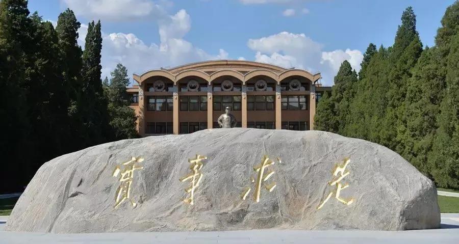 北京飯局：高潮永遠(yuǎn)是小道消息(圖2)