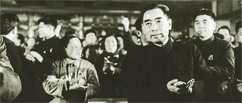周總理唯一的兒子，卻隱瞞真實(shí)身份40多年，直到總理去世(圖1)