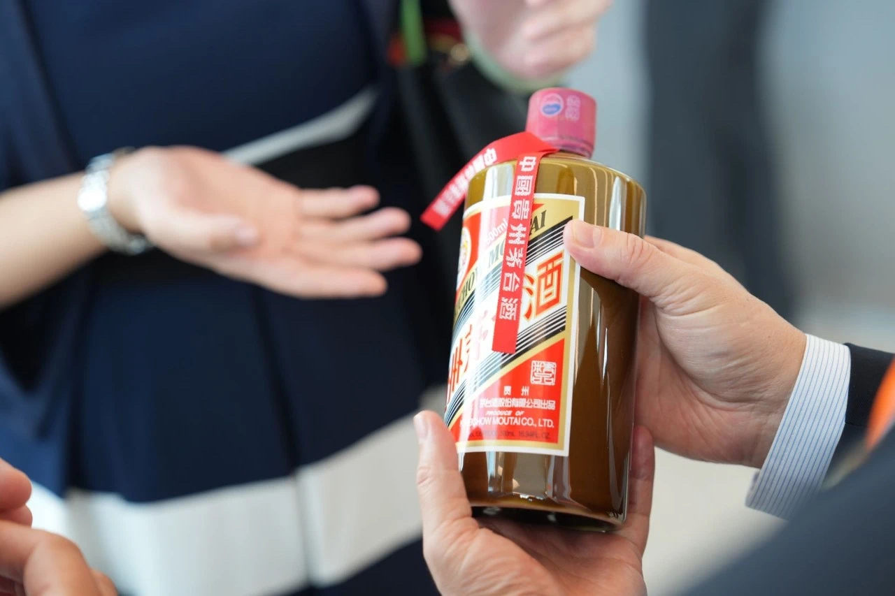 多款茅臺(tái)酒降價(jià)！酒商意見很大！飛天上漲！茅臺(tái)酒1月14日行情價(jià)(圖2)