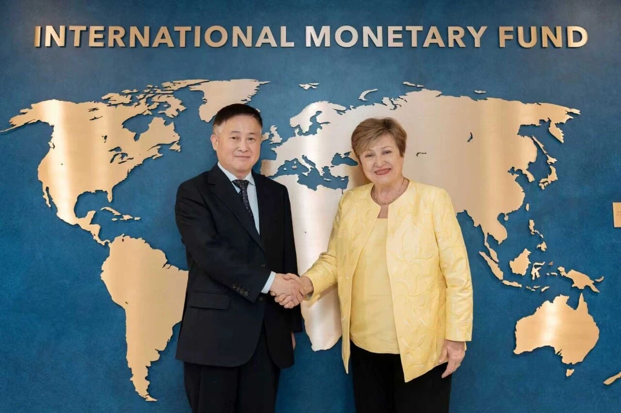中國人民銀行行長潘功勝會見國際金融機構負責人(圖1) 中國人民銀行行長潘功勝會見國際金融機構負責人(圖1)