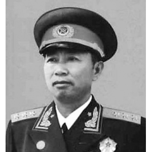 劉亞樓衣錦還鄉(xiāng)，卻被村民問到一句話，此后他再也沒有回過家鄉(xiāng)